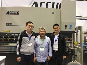 Accurl ha partecipato alla fiera della macchina utensile di Chicago e dell'Industrial Automation nel 2016