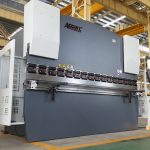 Piegatrice in lamiera d'acciaio per lamiera